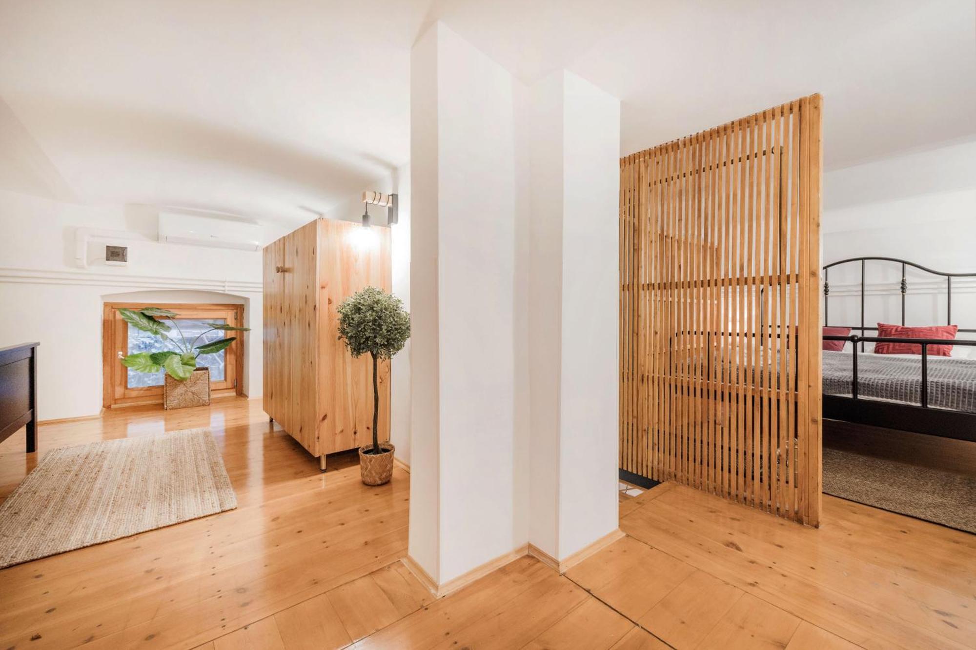 Wellness Wonderland: Garden, Sauna, Jacuzzi In Cbd Budapest Exterior foto